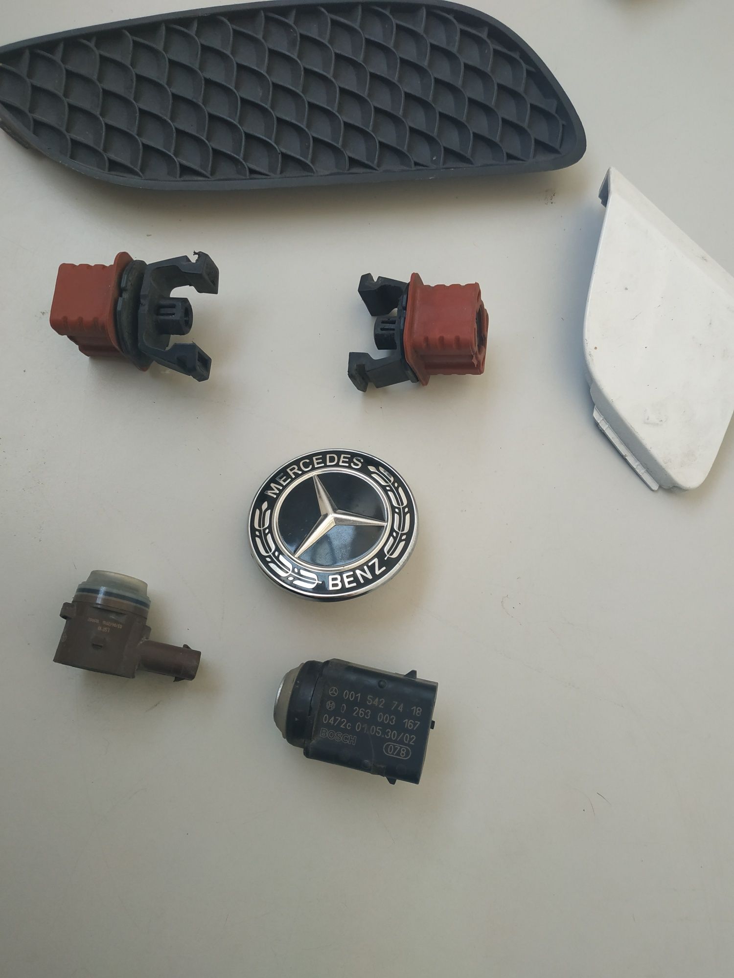 Peças Mercedes W176 A180 Sensor,Emblema,Grelhas e Suportes Radiador