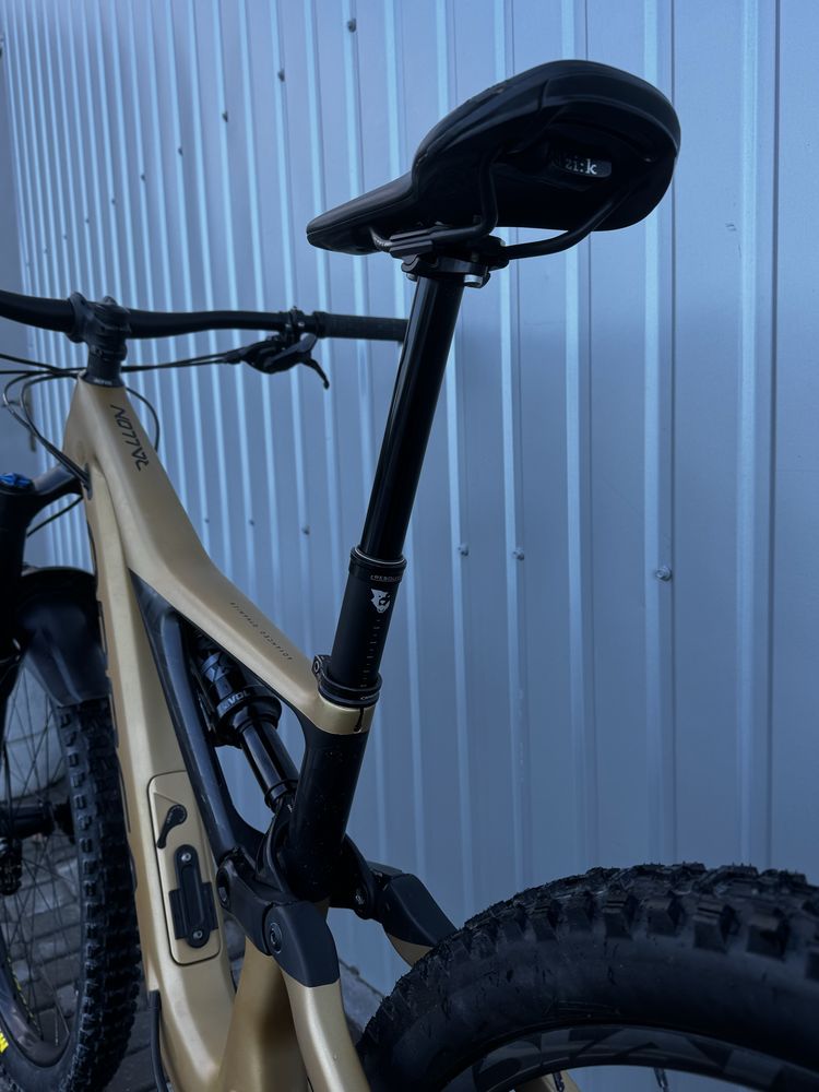 2023 Карбоновий велосипед двопідвіс Orbea Rallon M10 M ендуро 170mm
