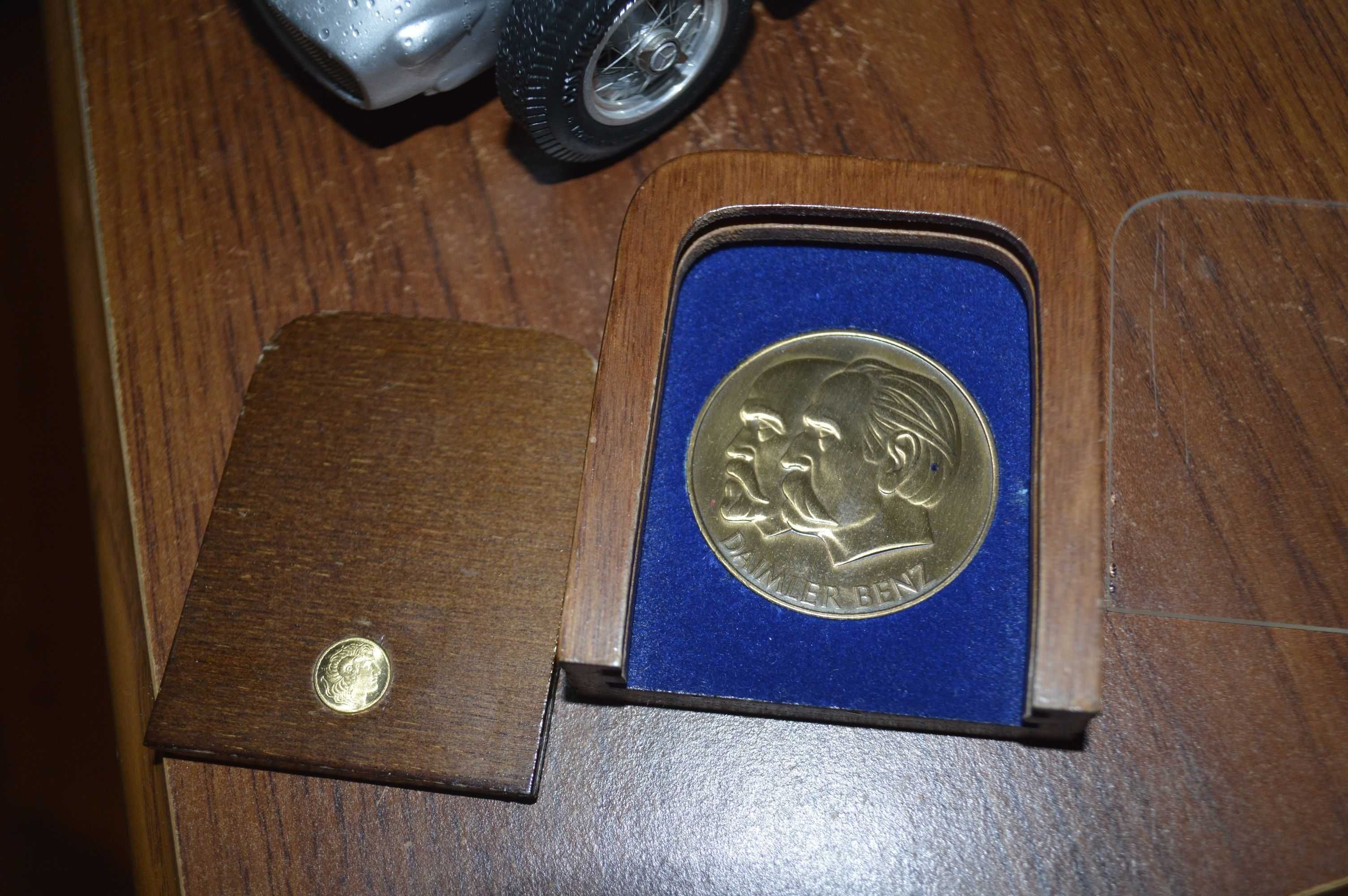 Медаль медальон Daimler - Benz мерседес за старанну працю