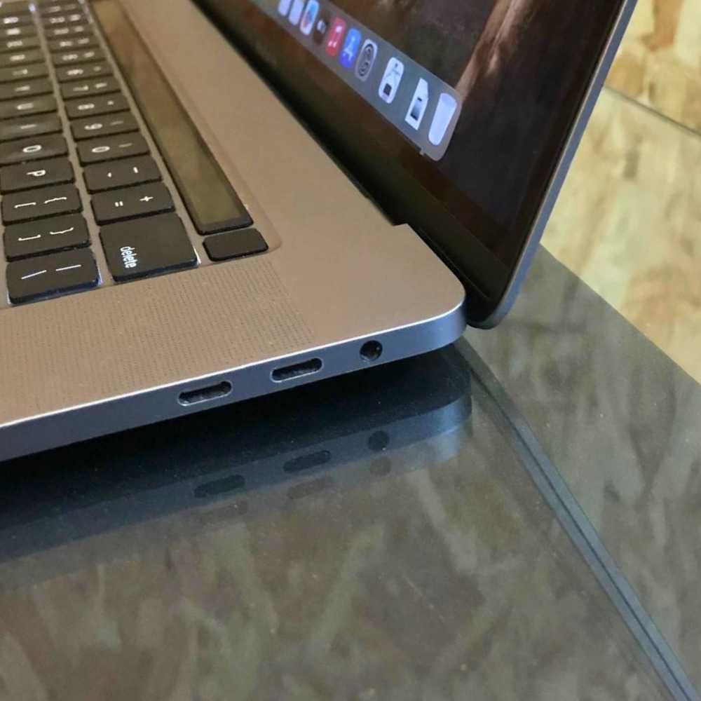 MacBook Pro 16, Processador i9, 500GB SSD, 16GB RAM, GARANTIA