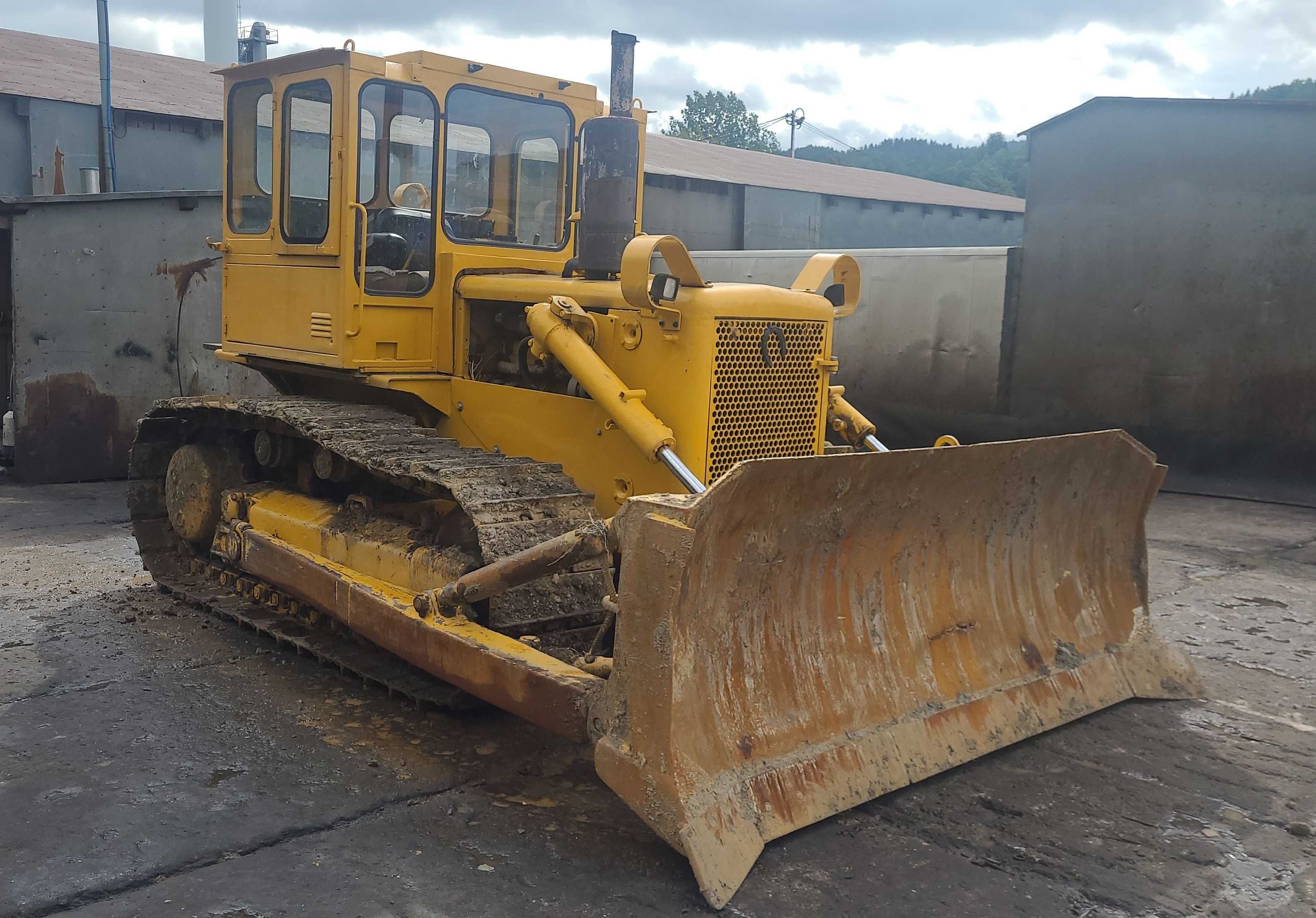 Silnik spalinowy do spycharki- HSW TD15C Harvester DT-466