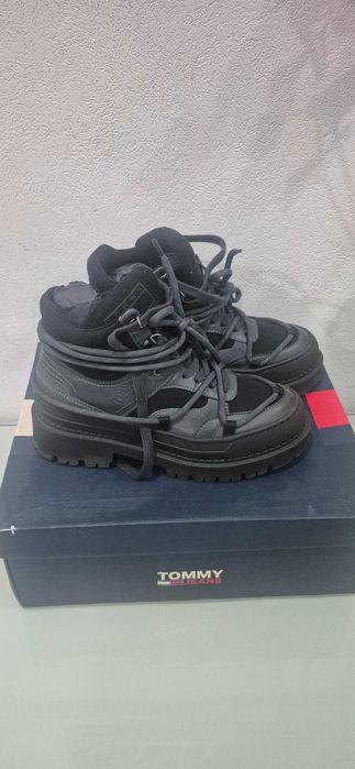 Черевики стильні жіночі