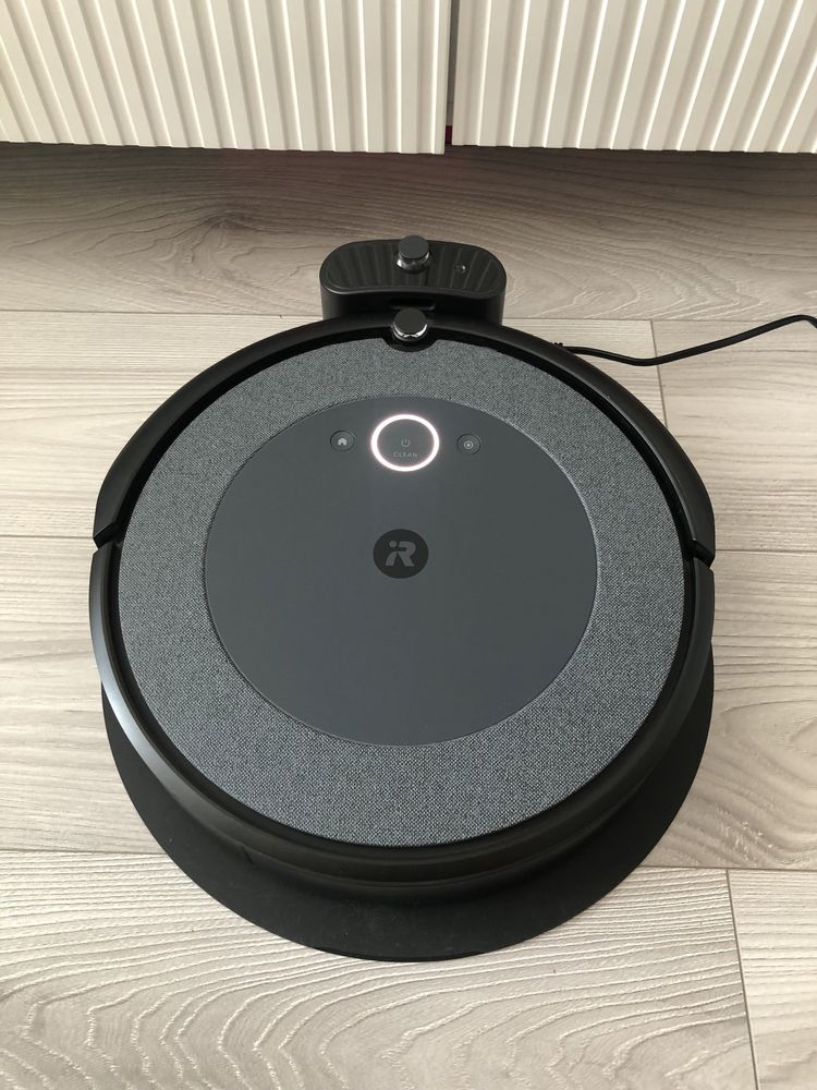 Roomba i5 odkurzacz inteligentny