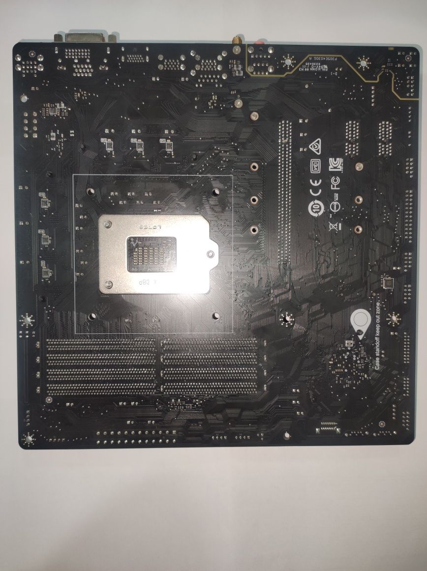 Vendo Motherboard MSi B460M pro-VDH WiFi  para peças