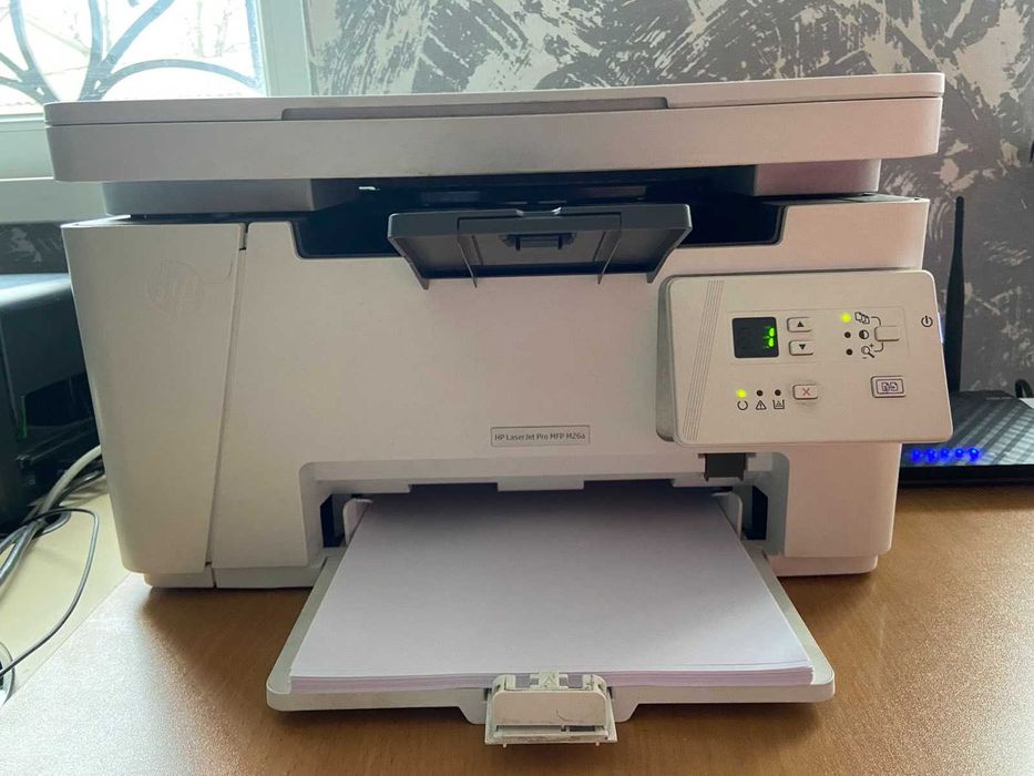 Принтер HP MFP m26a