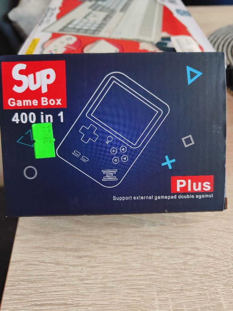 Gamę box, gra retro