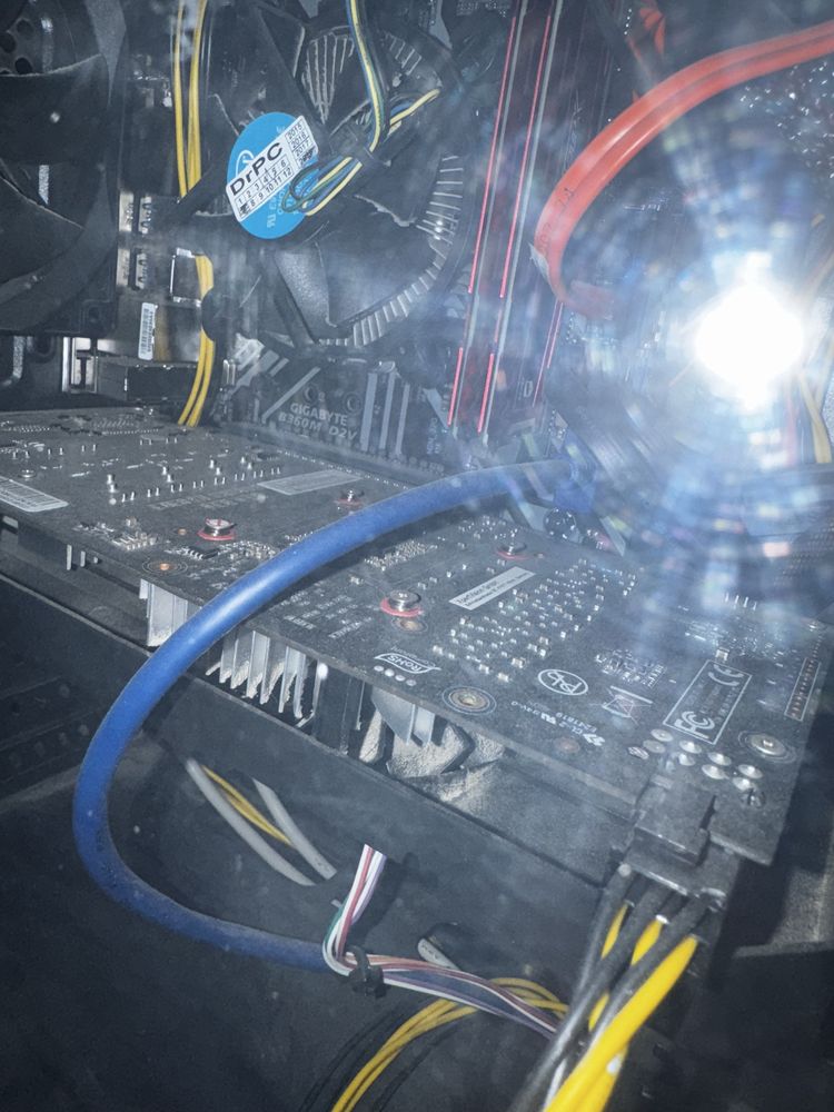 Komputer do gier+ monitor+ klawiatura mechaniczna msi (gotowy zestaw )