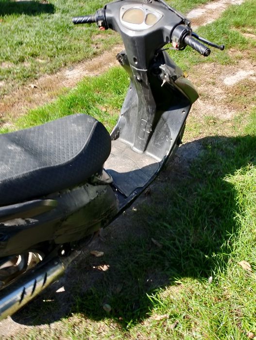 Продам Скутер на бензині