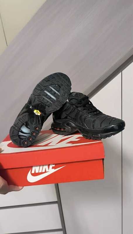 NOWE!!MęskieNikeTn`ModnySneakersy BlackEkskluzywnyUnisex.38