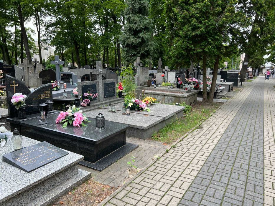 Odstąpię grobowiec w Grodzisku Mazowieckim