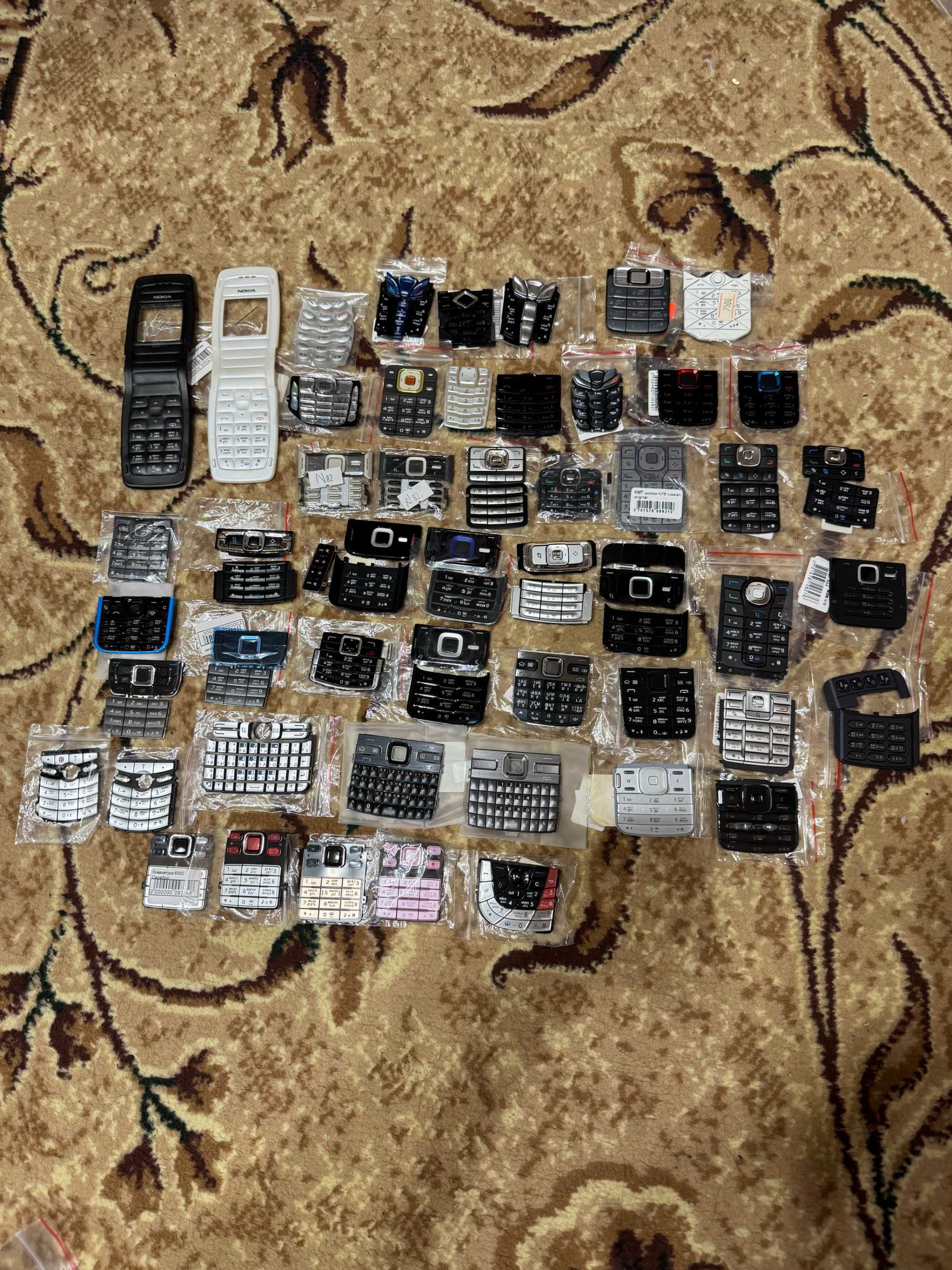 Клавіатури та кнопки до Nokia / Motorola / Sony Ericsson