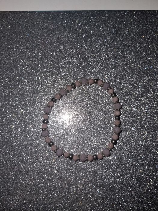 Jasno fioletowa bransoletka z kamieni własno ręcznie robiona