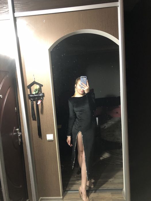 Гарна сукня , стан нової одягнена 1 раз