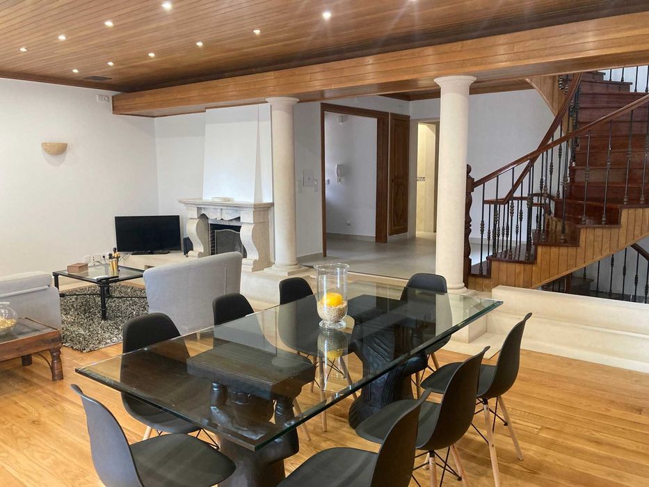 Quarto p/ arrendamento - Faro