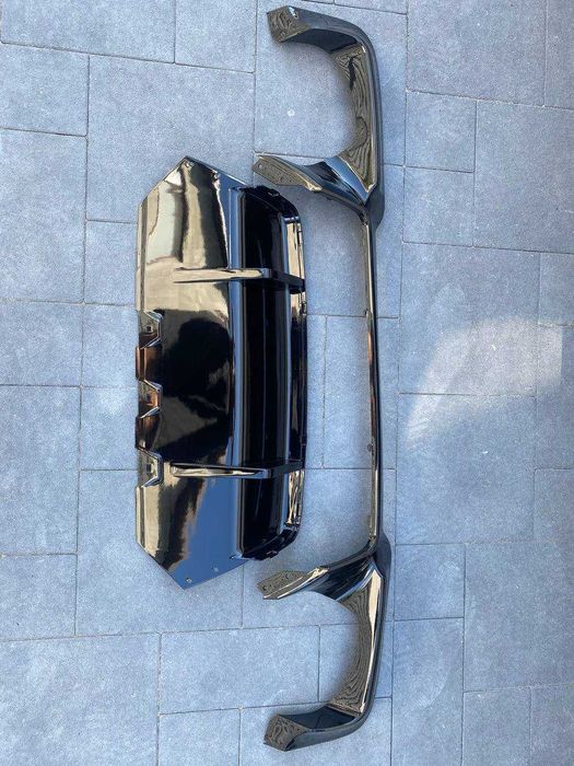 Дифузор bmw f10 накладка на задній бампер бмв ф10 m pakiet m5