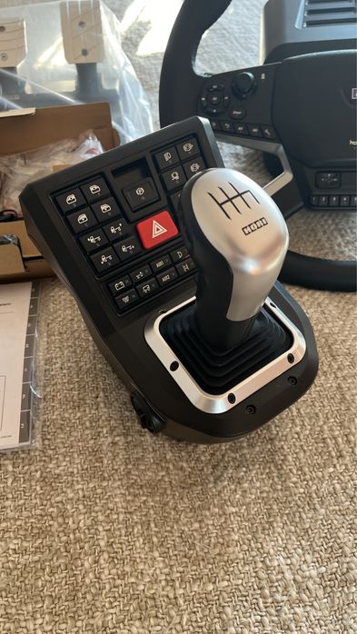 [Rezerwacja]Kierownica HORI Force Feedback Truck Control System for PC