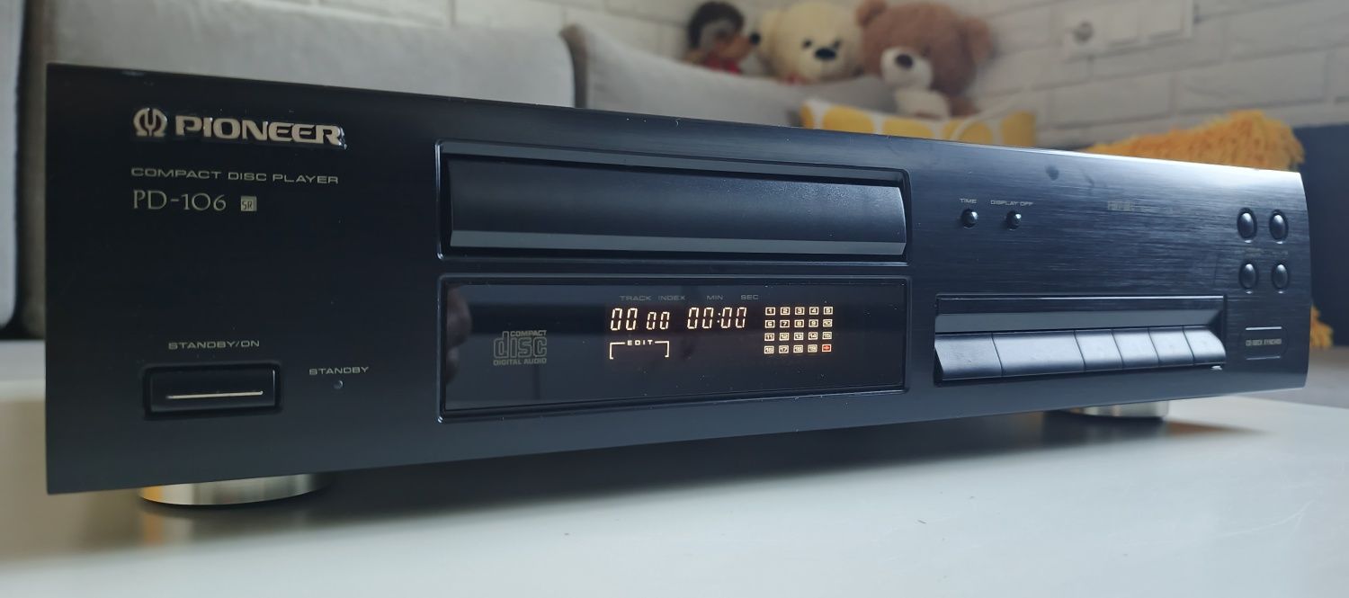Pioneer PD-106 odtwarzacz CD HiFi, fajny stan.