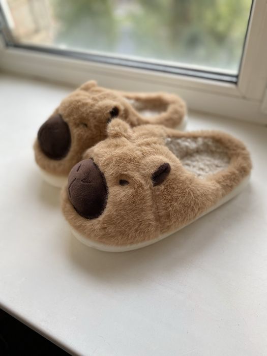 Кімнатні тапочки Капібара