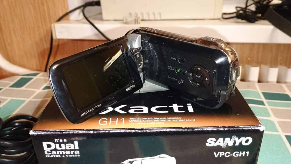 Відеокамера Sanyo Xacti VPC-GH1 FullHD