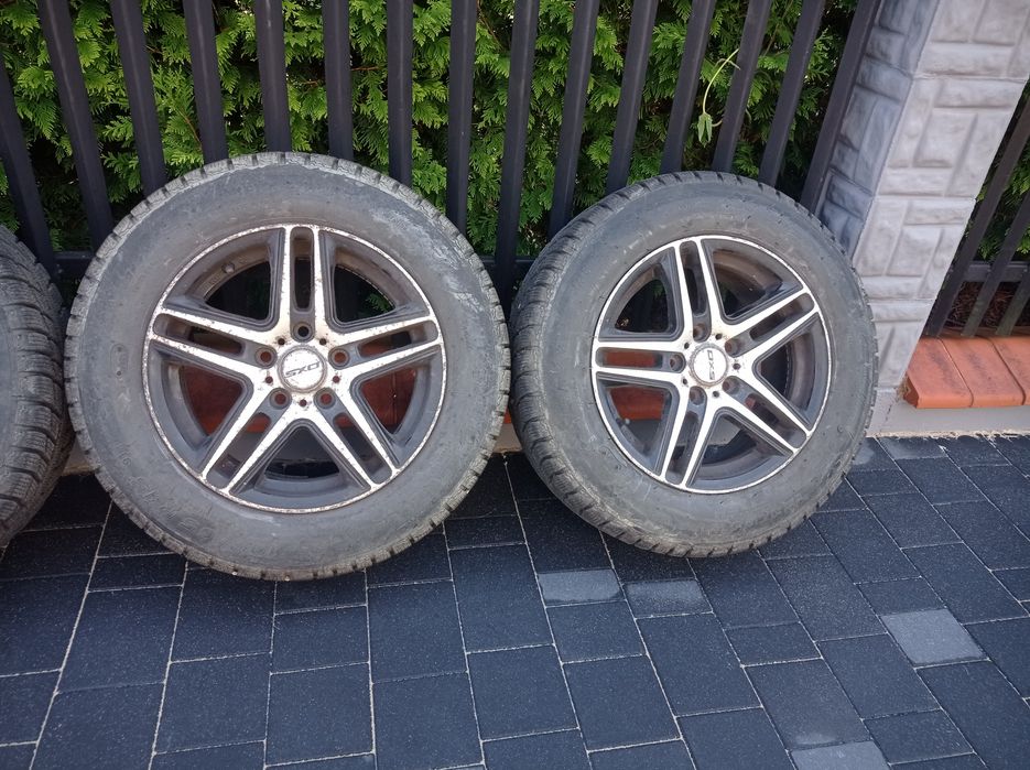 Felgi koła 5x112 15 z oponami zimowymi 2023 Leon golf audi