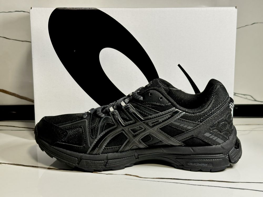 Asics Gel-Kahana 8 Black 41-42