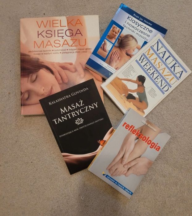 Komplet książek o masażu