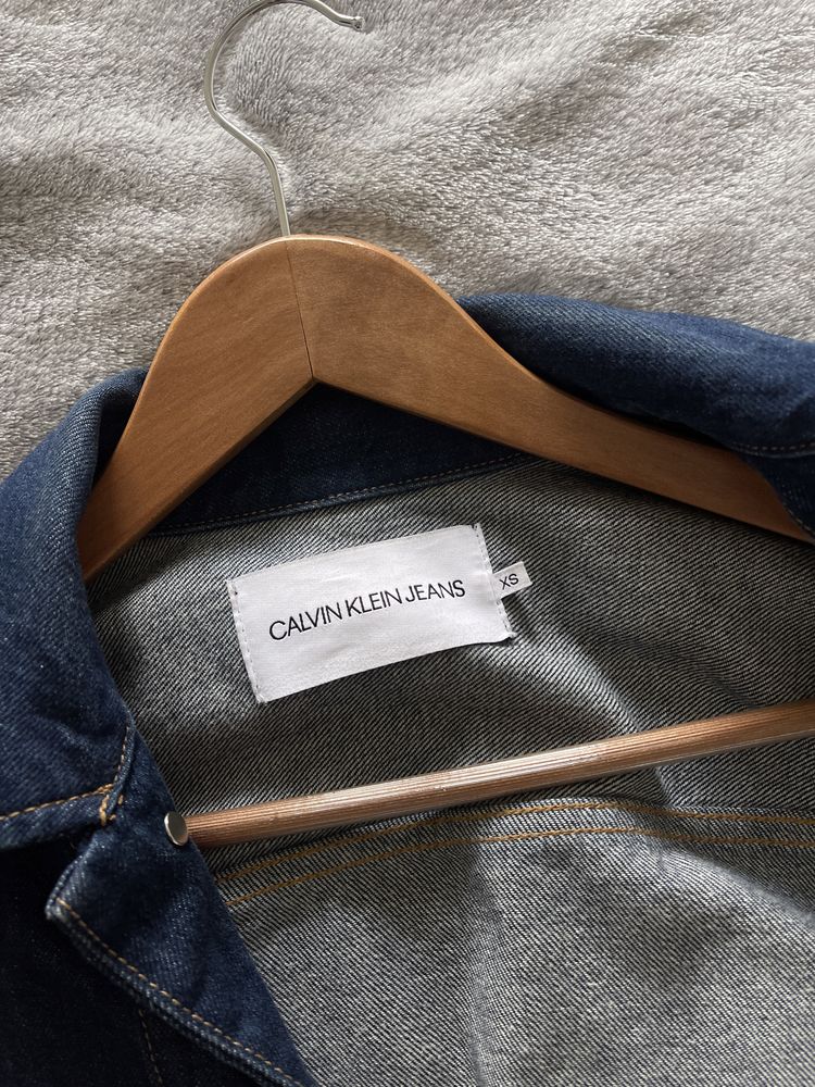 Джинсова куртка жіноча Calvin Klein