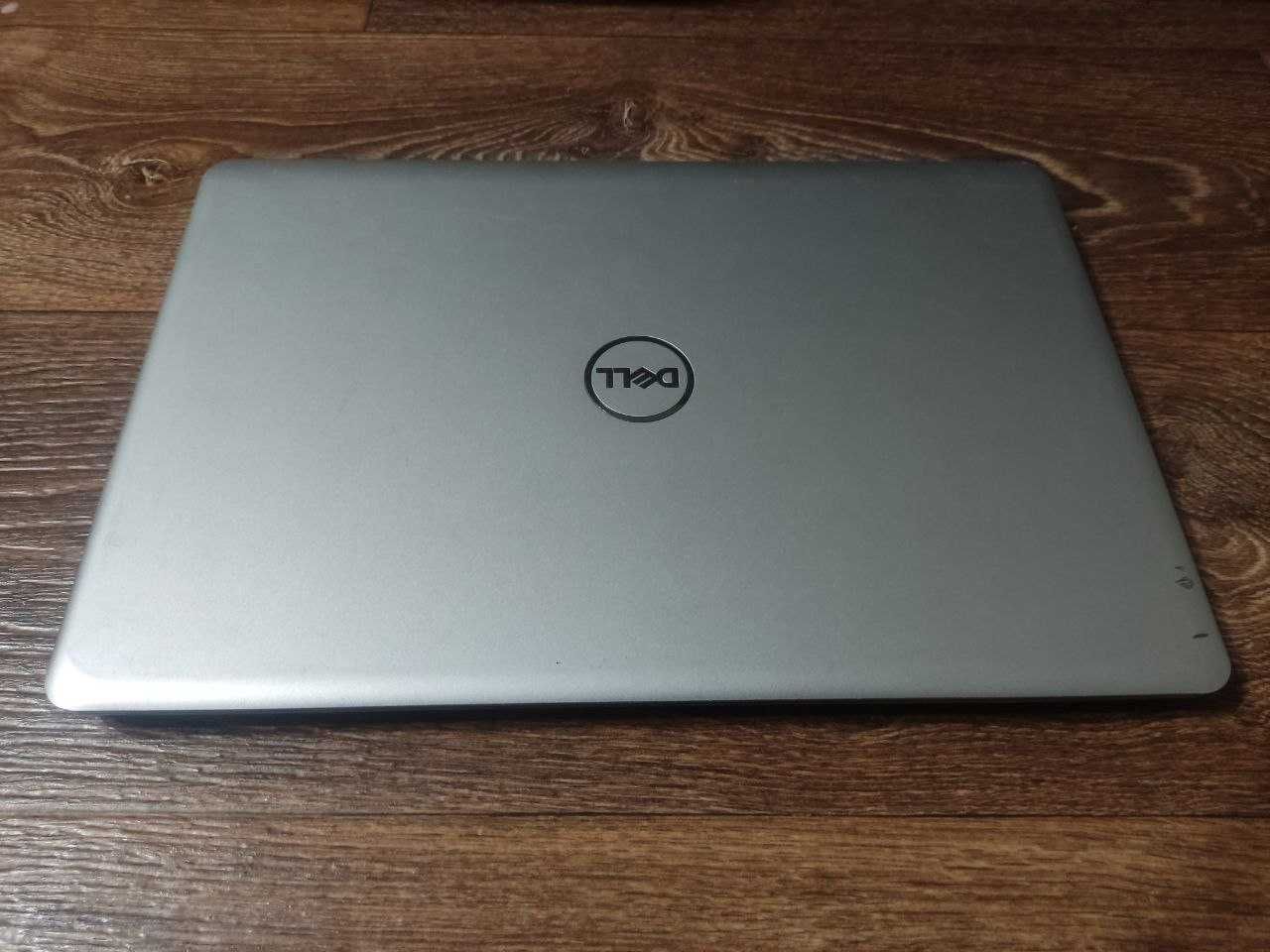 Dell inpiron 5584 i5 8265u\8gb ddr4\240 gb SSD
