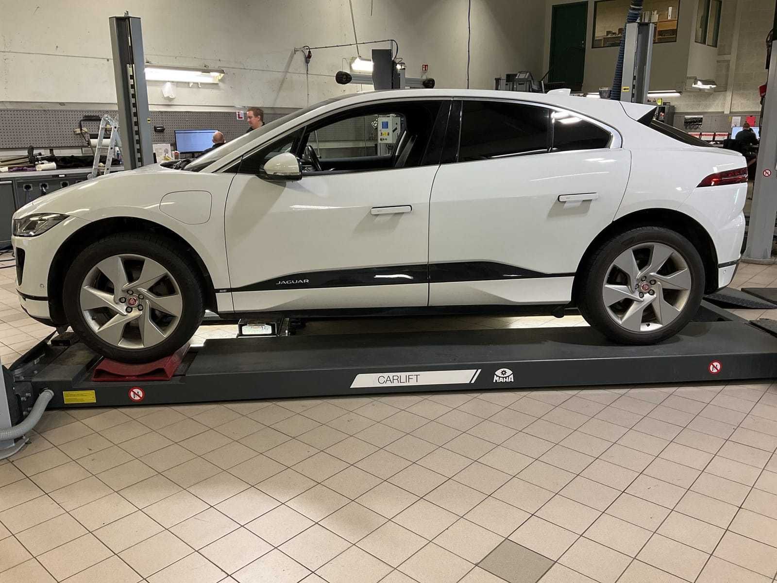 Jaguar I-Pace EV400 2019 | SE | S.Seter | Pano | Navi | Meridian | DAB