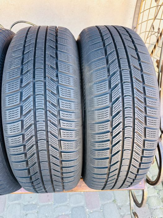 Шини зимові 215/65 R16 (98Т) Continental Winter Contact TS870P