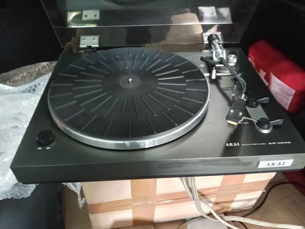 Gramofon Akai Ap 100 c