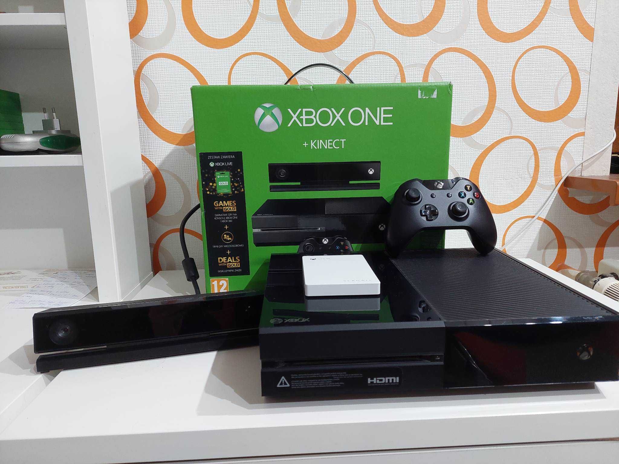 Konsola Xbox One+Pad+Kinect+5 Gier+Headset+Dysk zewnętrzny Seagate 2TB