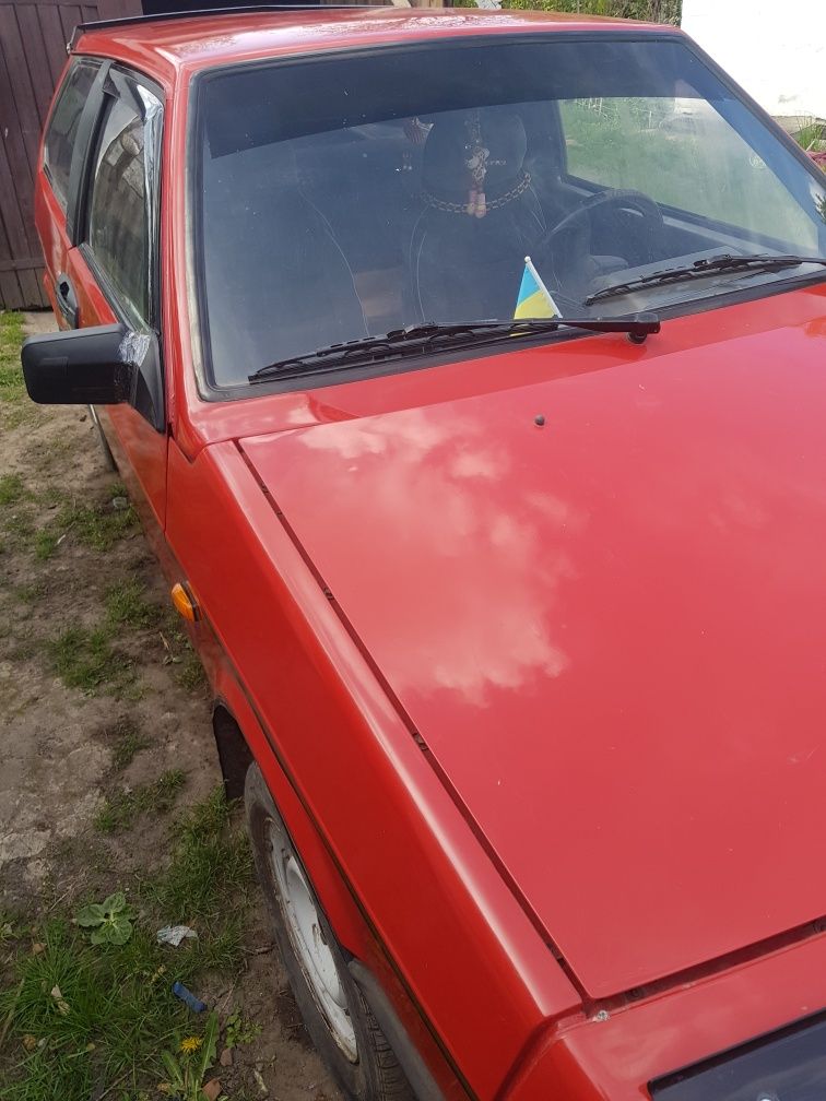 Продам машину ваз 2108