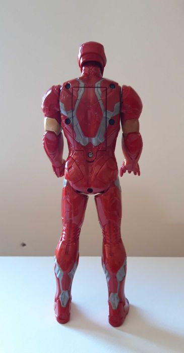 Figura Iron Man, Avengers com sons e palavras