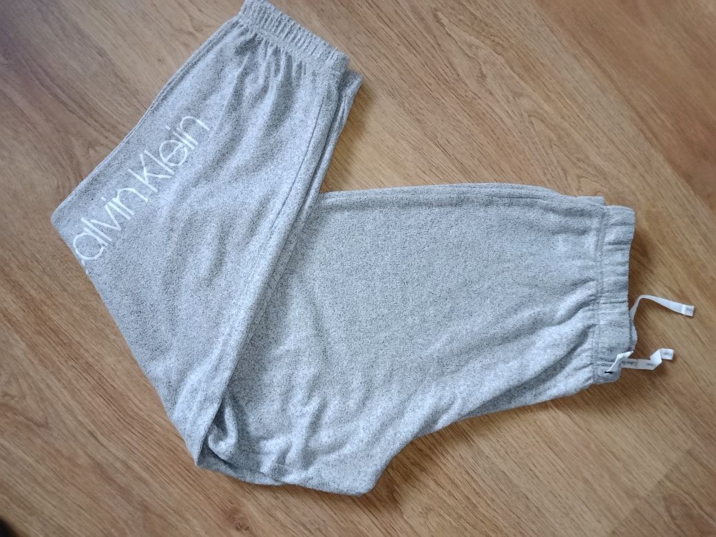 Spodnie dresy do spania Calvin Klein r.M
