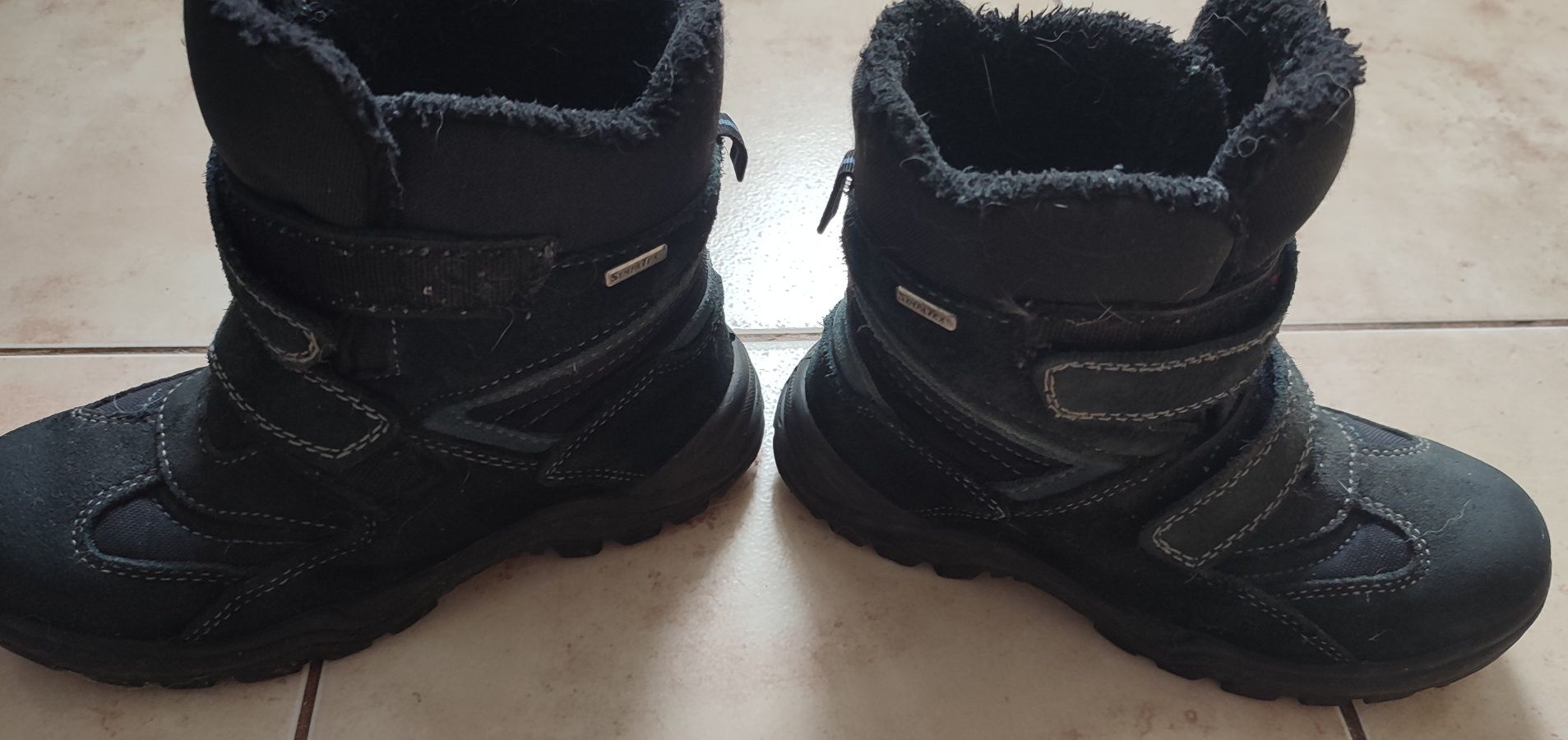 Продам дитячі  зимові ботинки мембрана