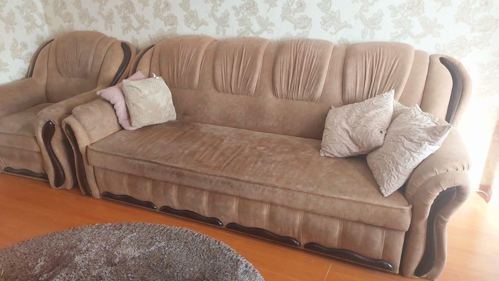 Диван и два кресло