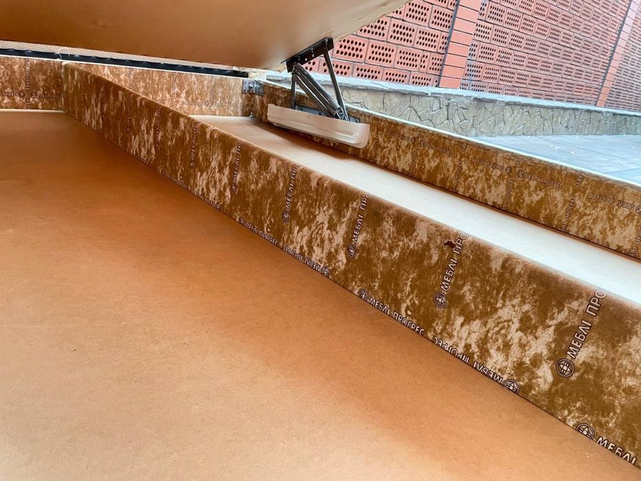 2-спальне ліжко «Алігатор» завода ПРОГРЕС з підйомним механізмом +ящик