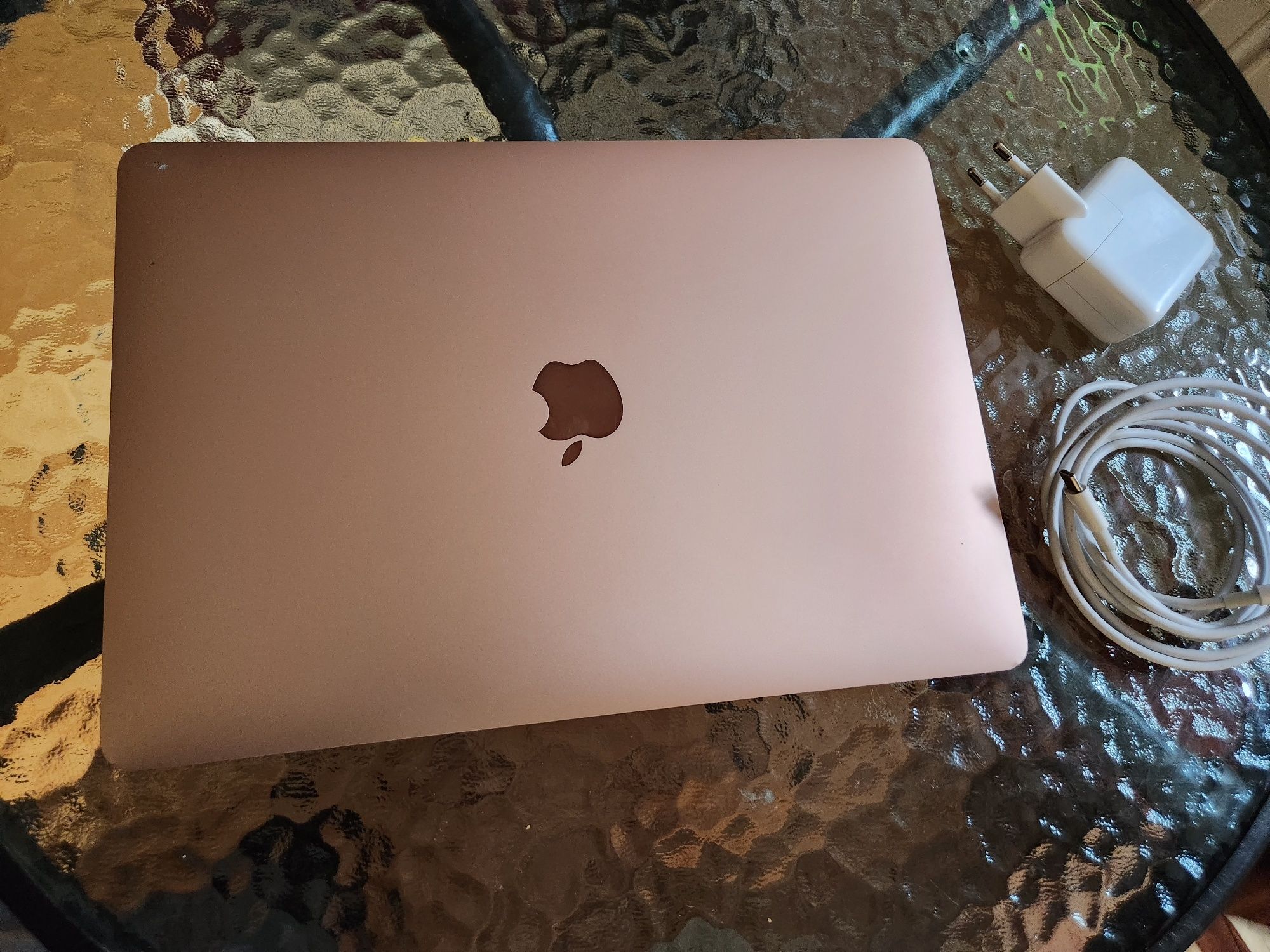 Macbook Air 13, M1, 16 GB !!!