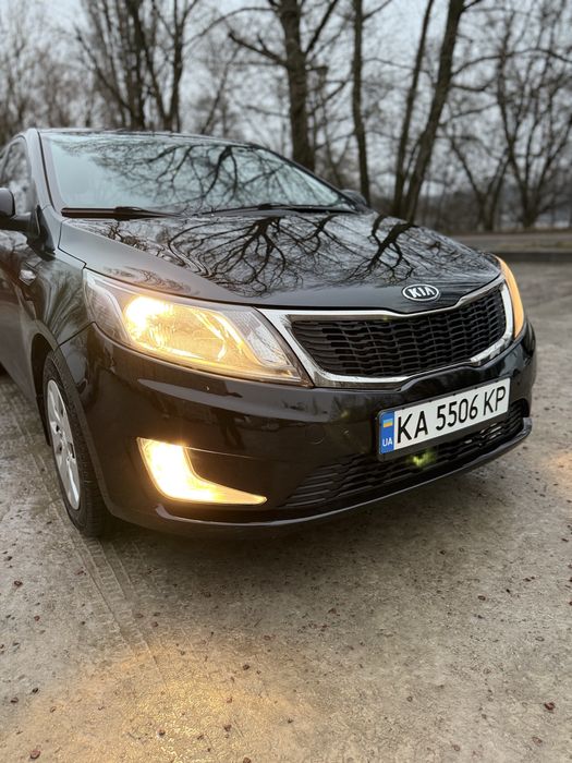 Продам Kia rio 2012 1.6