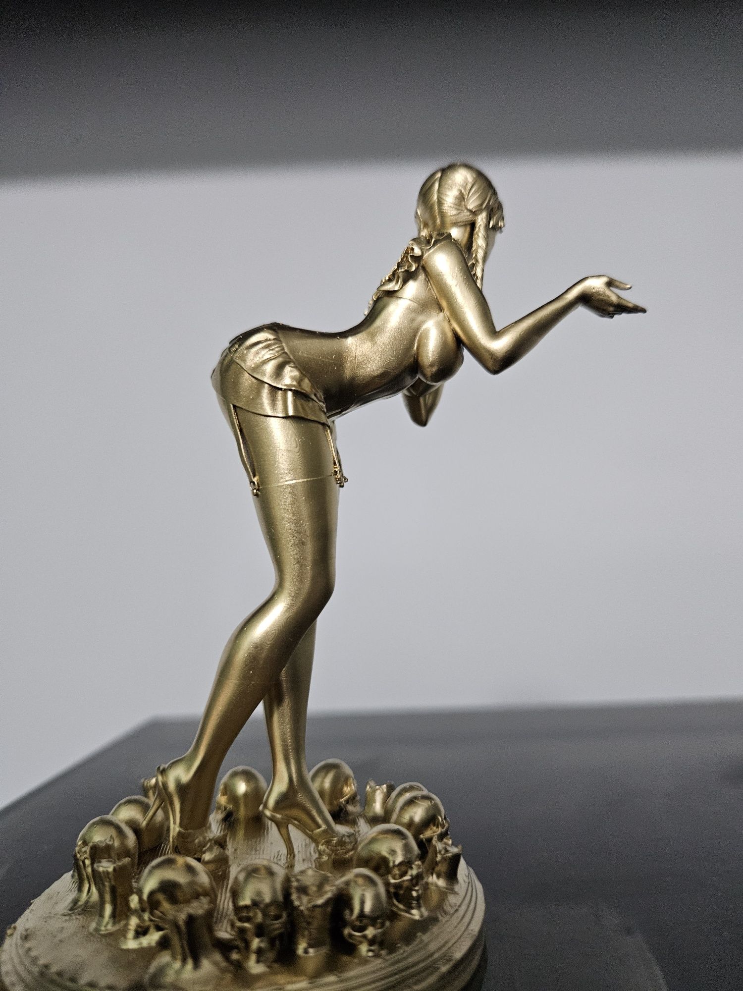 Figurka wednesday prezent