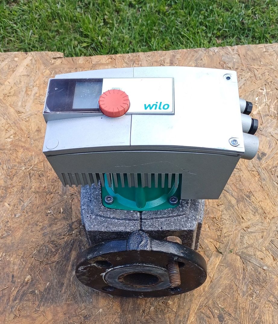 Pompa obiegowa Wilo Stratos 40/1-4 wody