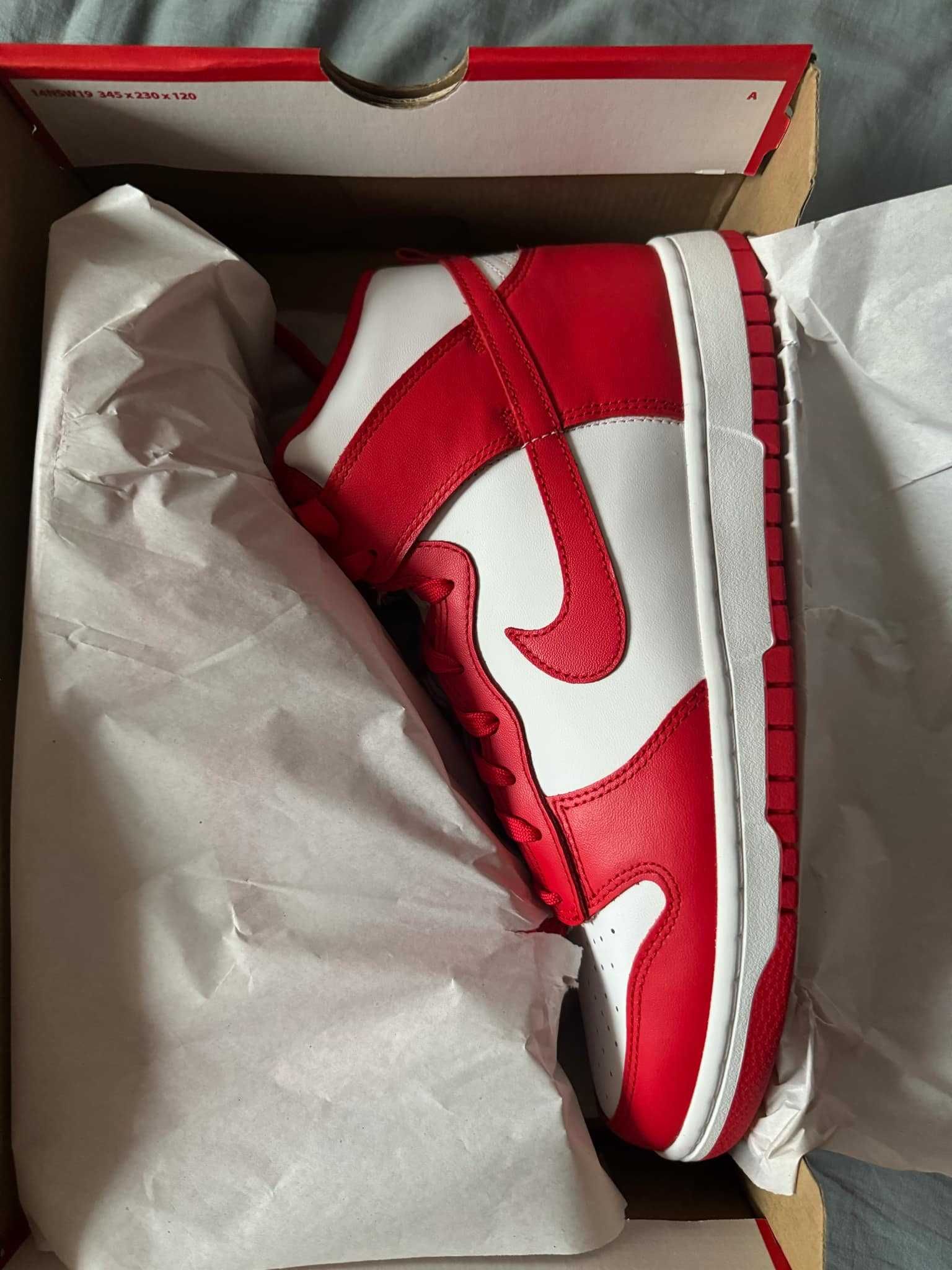 Nike Dunk High Championship White Red r. 45.5