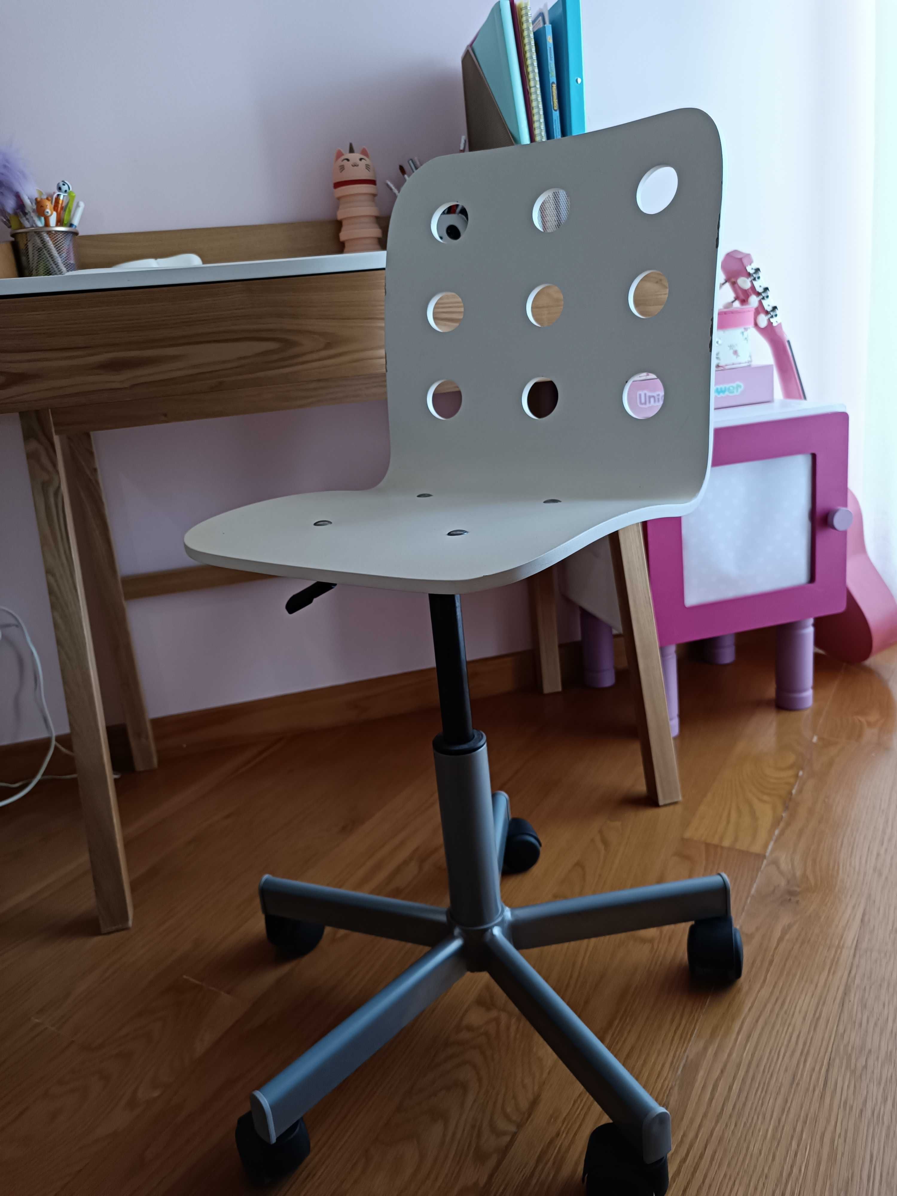 Cadeira para secretaria criança IKEA branca