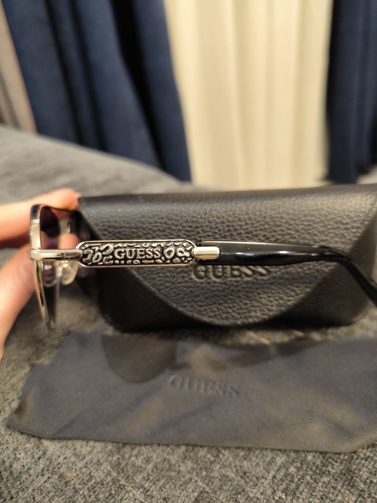 Сонцезахисні окуляри Guess. Оригінал. Нові.