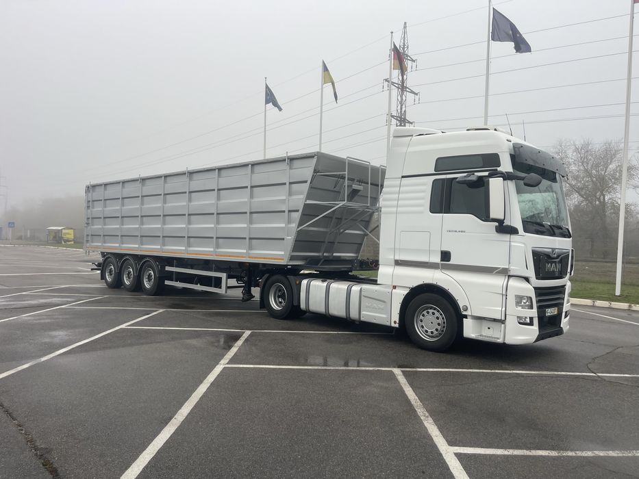 Полуприцеп самосвал Schmitz