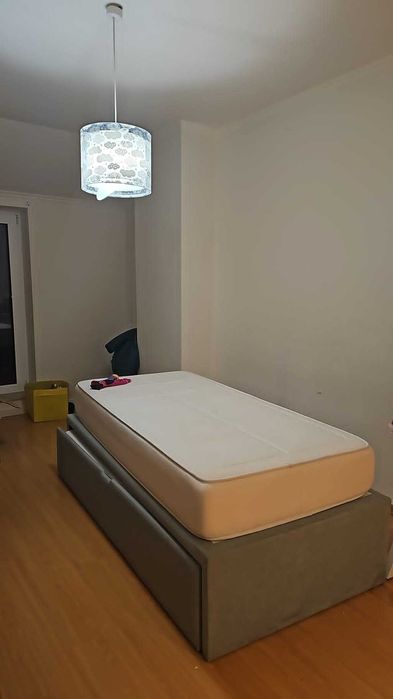 2 Colchões MLILY- Viscoelástico 90 x 190 Em muito bom estado\120€ un