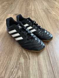 Buty sportowe adidas