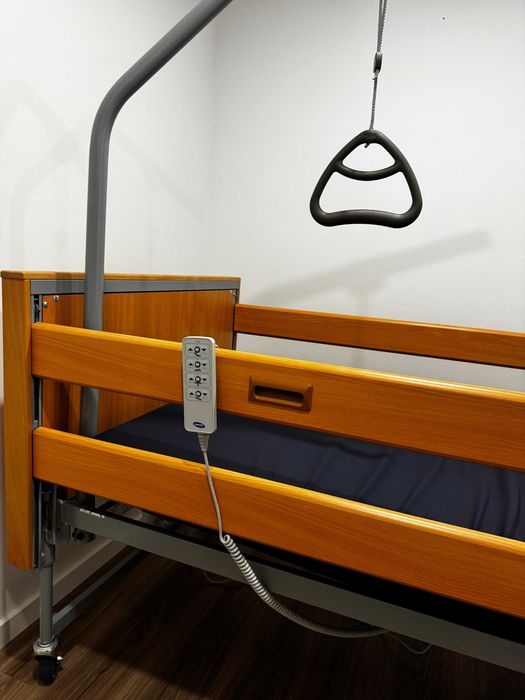 Cama Articulada Elétrica Invacare Medley Ergo