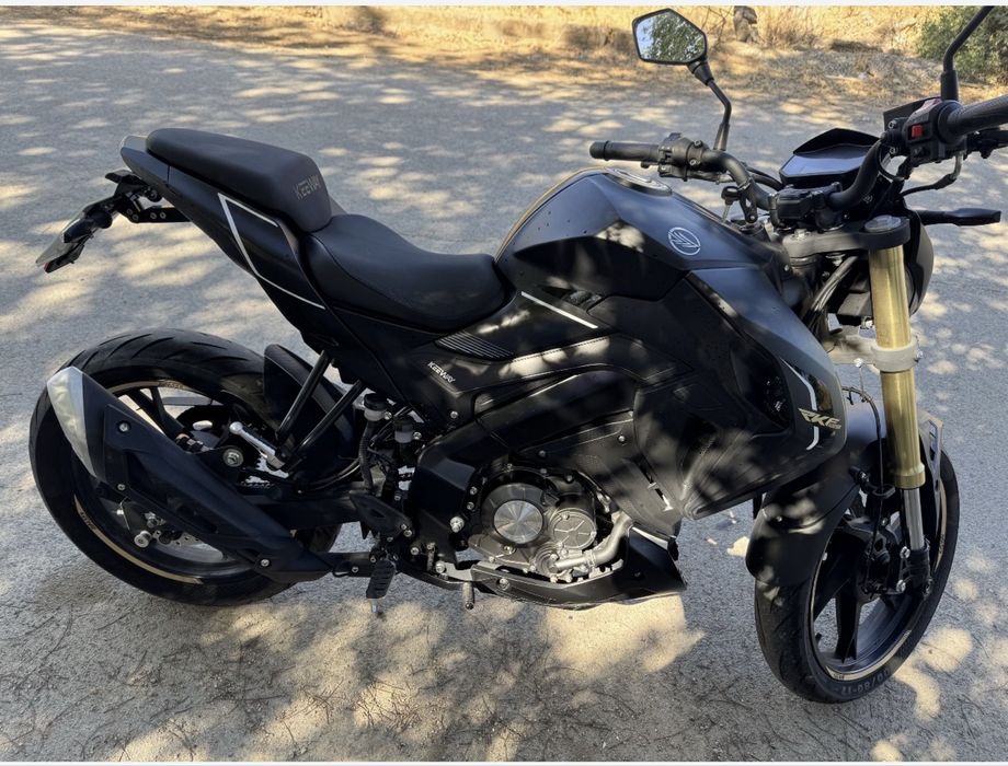 Moto Keeway RKF 2023
